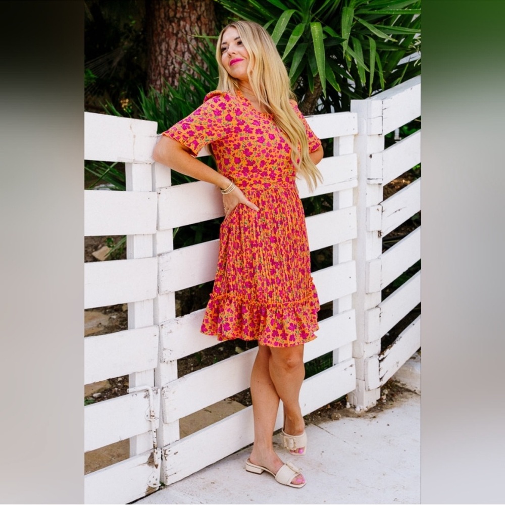 Ivy City Co Raven Midi Dress